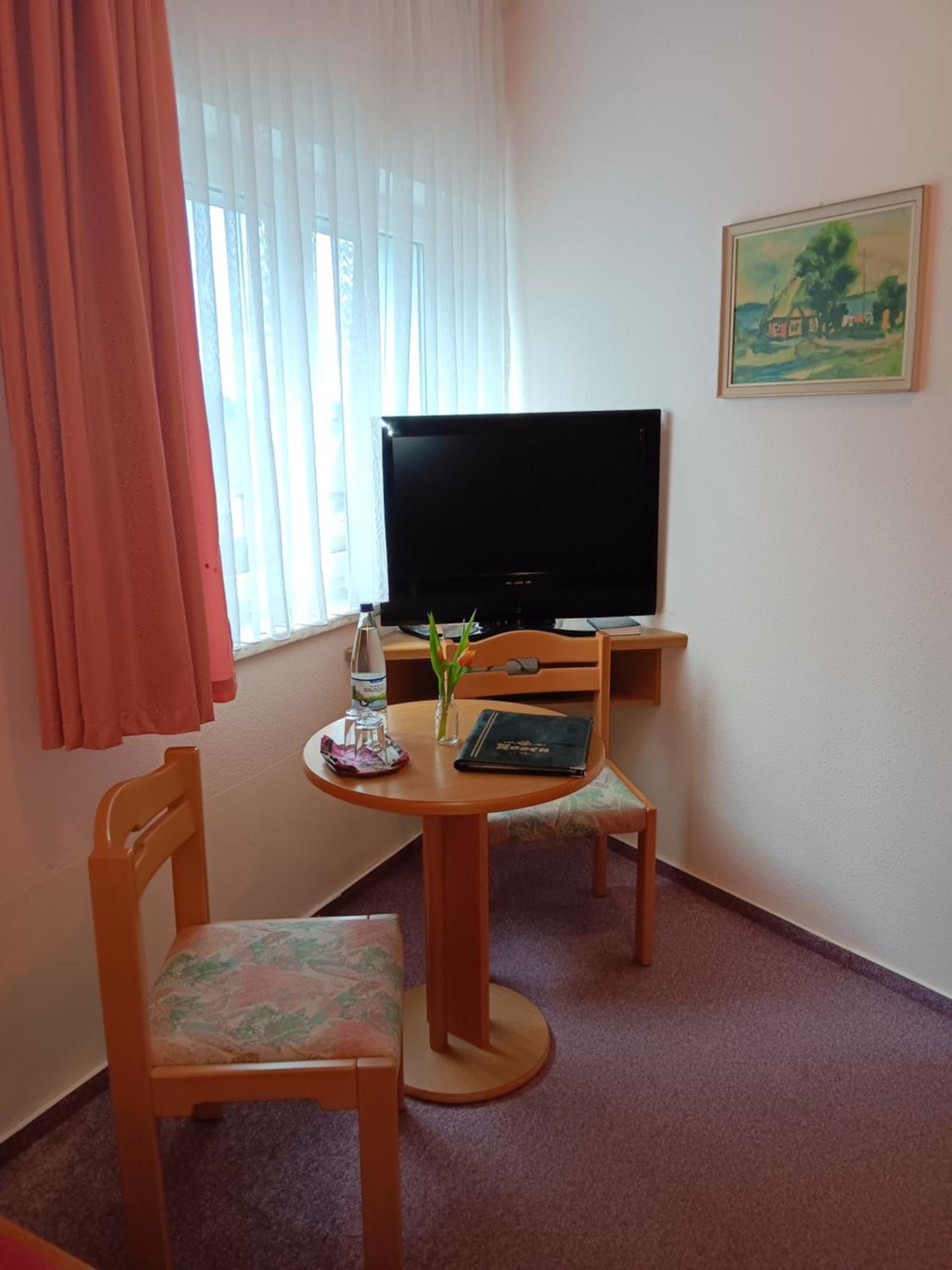 Hotel Burghof Schwarzatal ภายนอก รูปภาพ